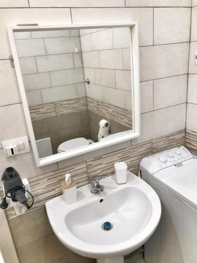 Via Nilo House Bed & Breakfast Napoli Bagian luar foto