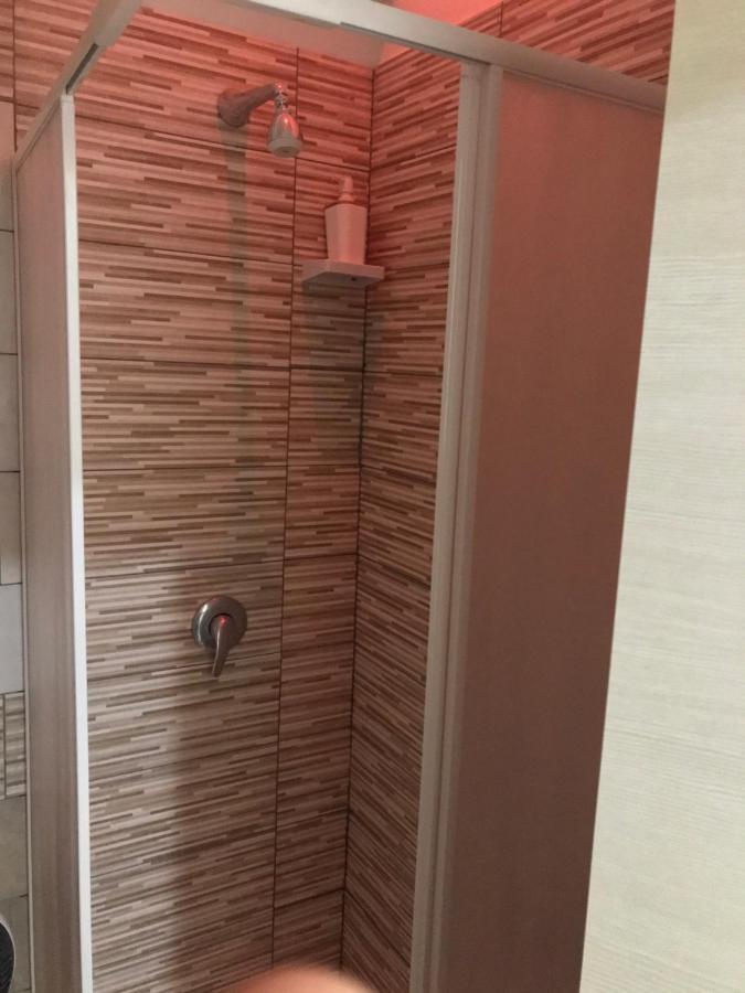 Via Nilo House Bed & Breakfast Napoli Bagian luar foto